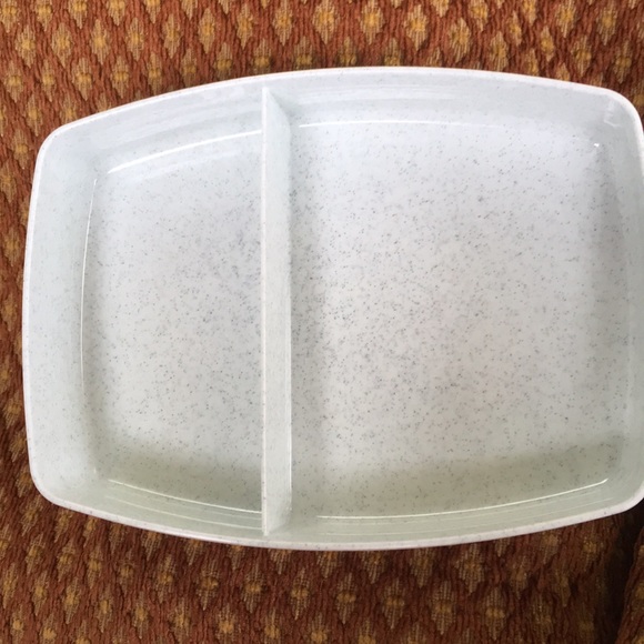 Tupperware container - Picture 3 of 4